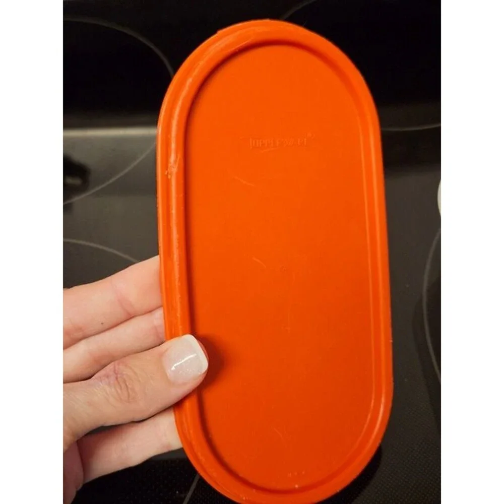 Vintage Tupperware Oval Modular Mates 2.5